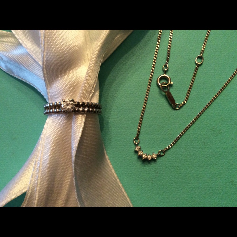 Sterling silver 925 CZ ring  & free gift necklace